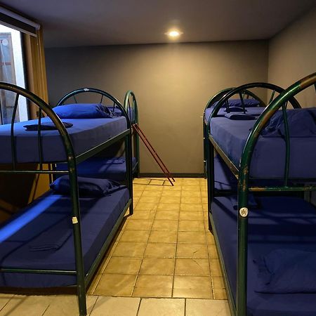 Alajuela Backpackers Airport Hostel Exterior photo
